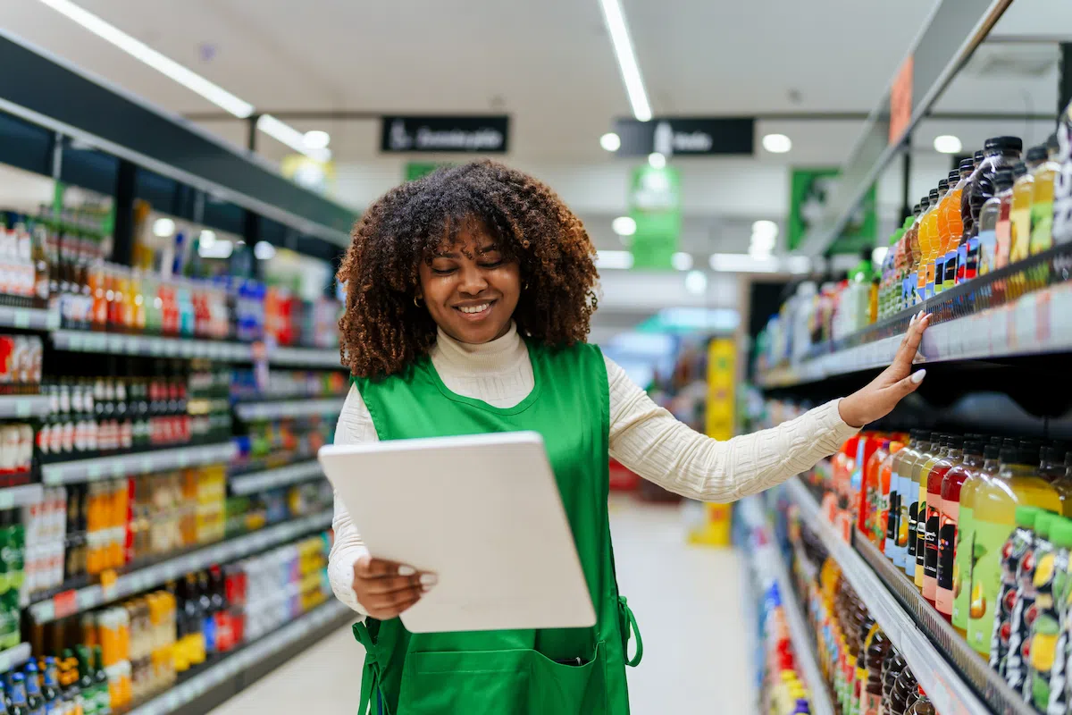 Foto de Controle de Estoque de Alimentos e Bebidas